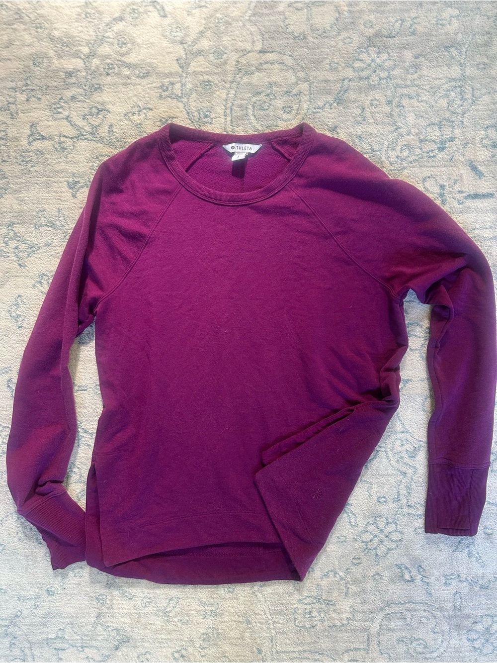 Athleta Women’s Small Burgundy Plum Super Soft Stretchy Sweatshirt